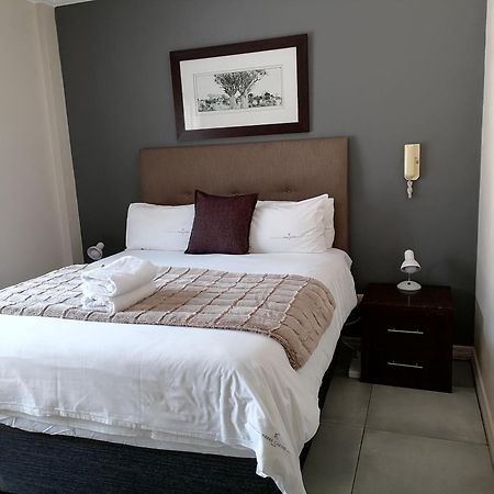 יוהנסבורג Emabheleni Executive Suites Westpoint מראה חיצוני תמונה