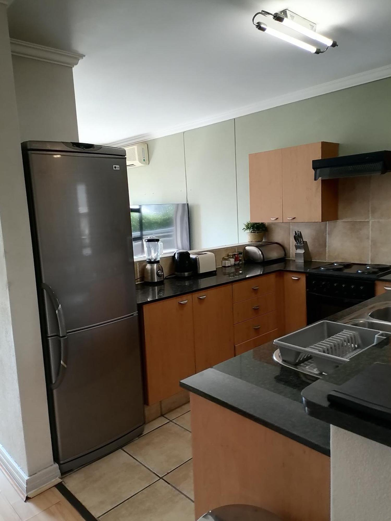 יוהנסבורג Emabheleni Executive Suites Westpoint מראה חיצוני תמונה